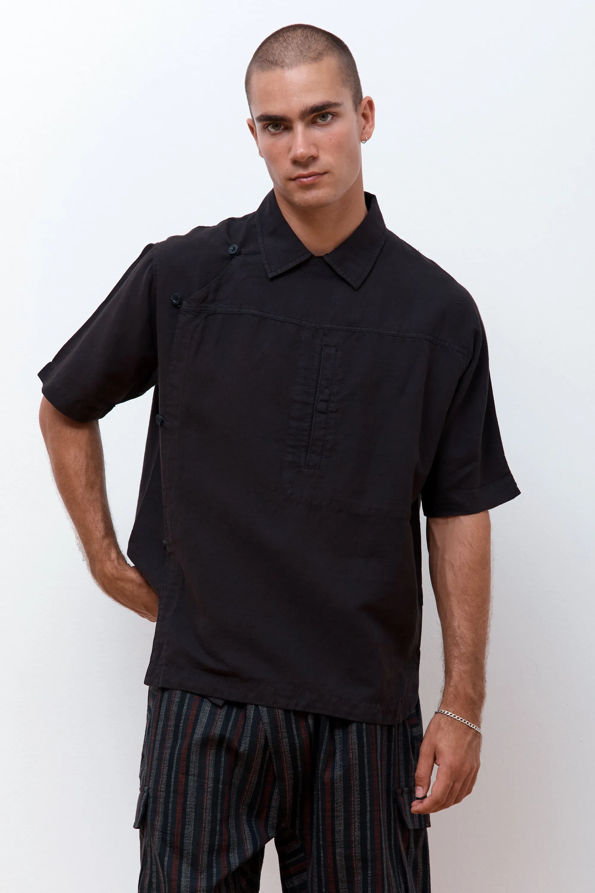 Hemp Asym Monk Shirt Black