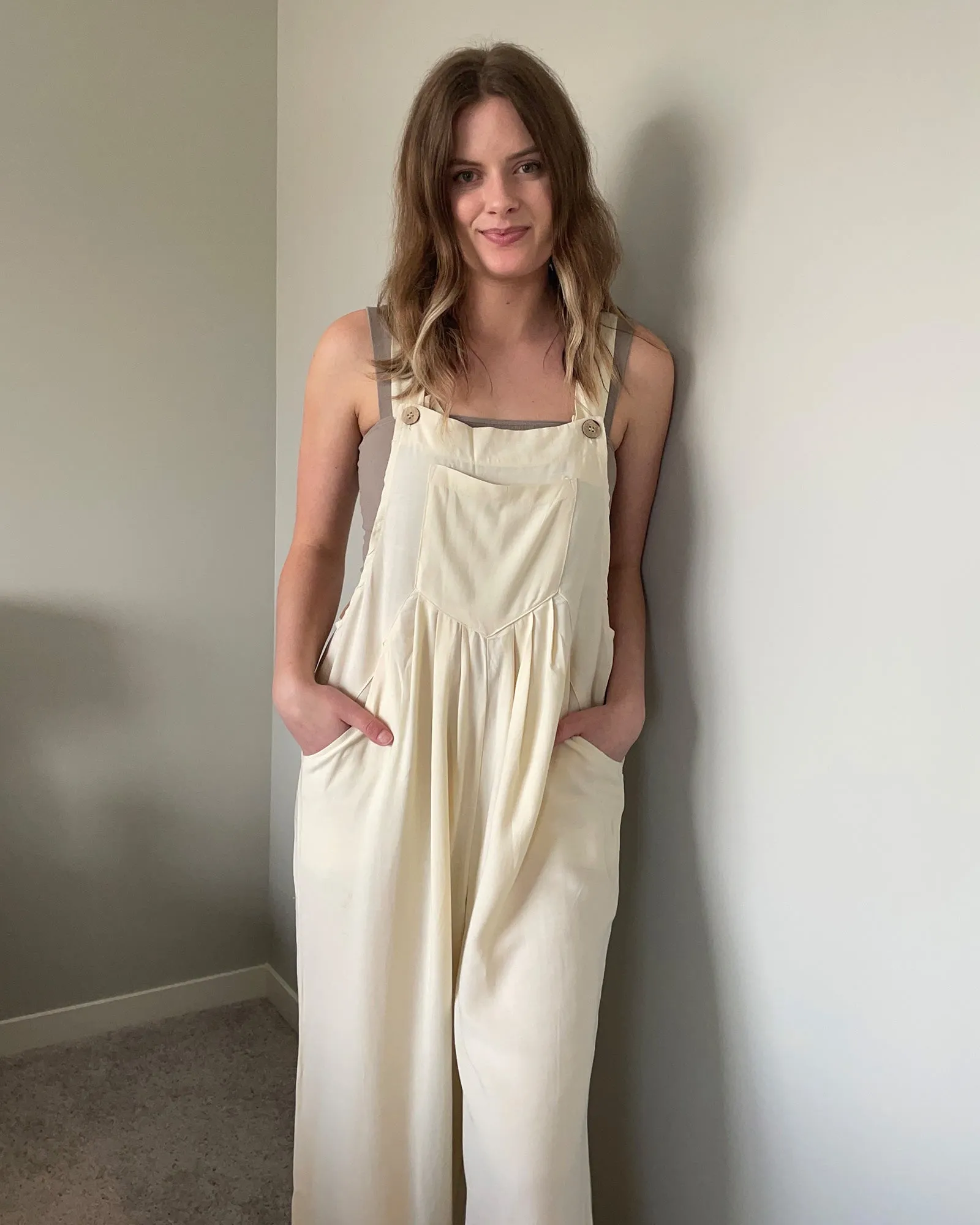 luvamia Jumpsuits for Women Casual Loose Wide Leg Boho Overall Jumpsuit Baggy Summer Outfits with Pockets Bib Overalls