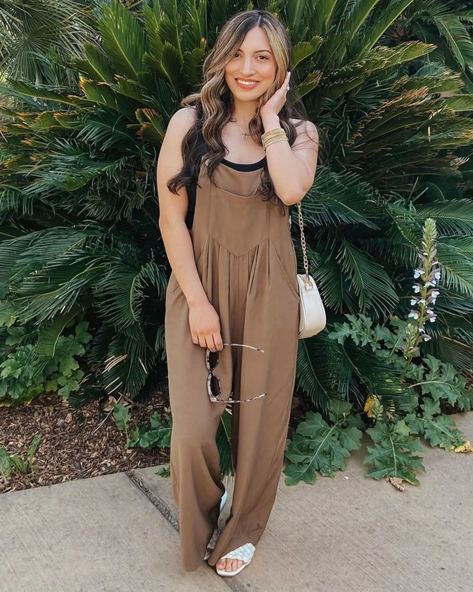 luvamia Jumpsuits for Women Casual Loose Wide Leg Boho Overall Jumpsuit Baggy Summer Outfits with Pockets Bib Overalls