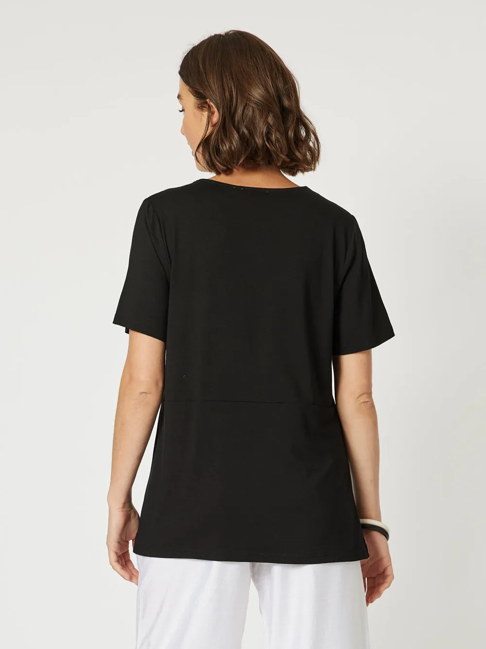 Travellers Angle Hem - T-shirt - Black